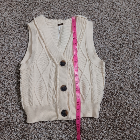--X-- Free People Denson Cable Vest Top - Picture 6 of 11